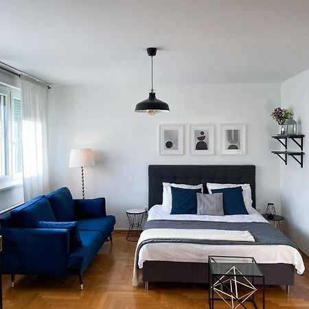 Apartman Welcome To Tresnjevka Загреб Екстериор снимка