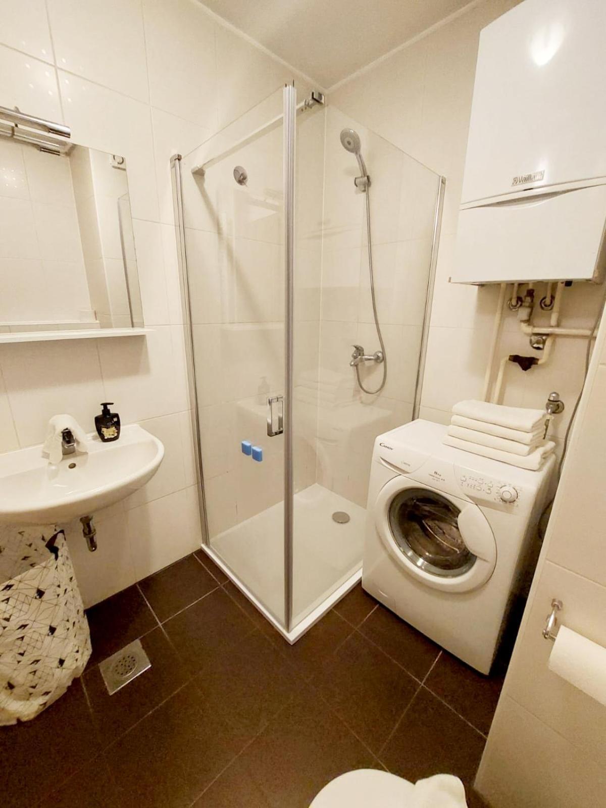 Apartman Welcome To Tresnjevka Загреб Екстериор снимка